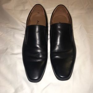 Men’s Black Aldo Dress Shoes slip on